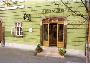 Ruszwurm Cafe in Szentharomsag Street