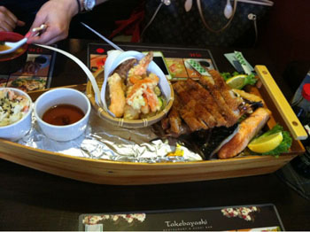 sushi plate in Takebayashi