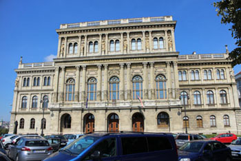 front view of the Academy of Scineces