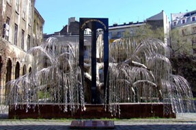 jewish_budapest_tree_life