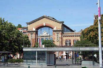 Suburban Railway Station at Batthyány Square