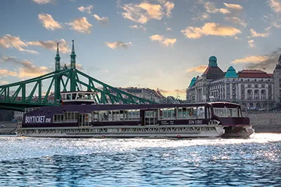 60 minutes sightseeing cruise